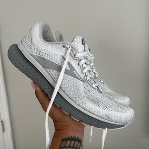 Brooks Womens Glycerin size 9.5